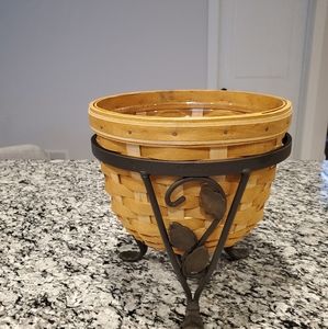 2006 Longaberger Plant Stand basket
